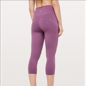 Lululemon In Movement Crop 19